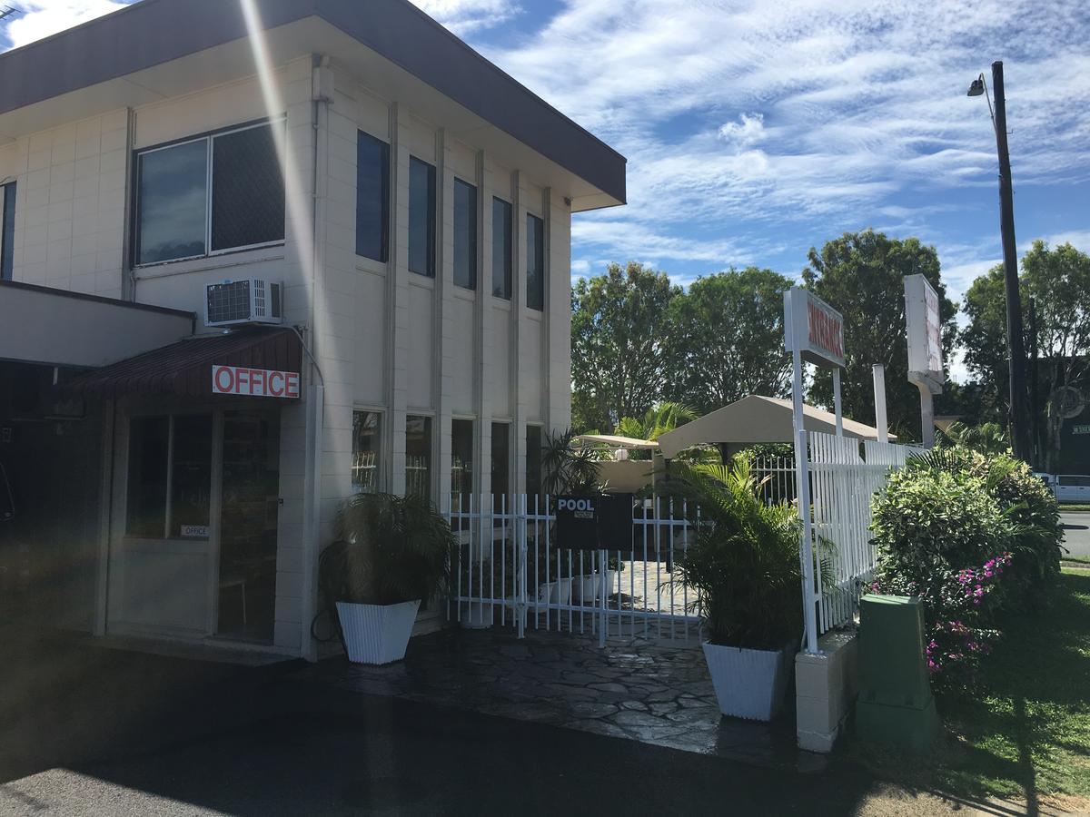 Cairns Motor Inn Bagian luar foto