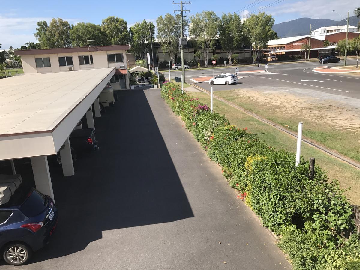 Cairns Motor Inn Bagian luar foto